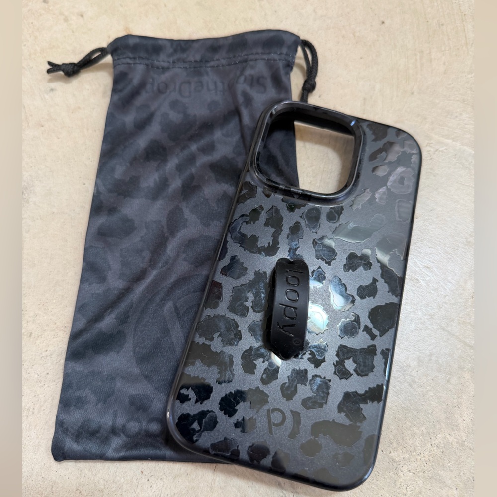 iPhone 16 Pro Loopy Case Midnight Leopard Right Phone Case (with bag)